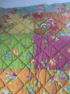 The Company Store Set of 2 Quilted Queen Pillowcases Shams Floral 26"x 19"
